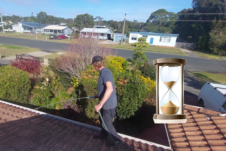 
portstephens`s gutter cleaner preserves gutters by thorough rinsing.